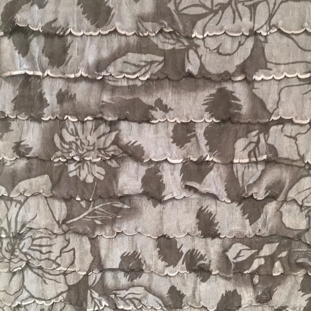 Beautiful Top. NWOT.